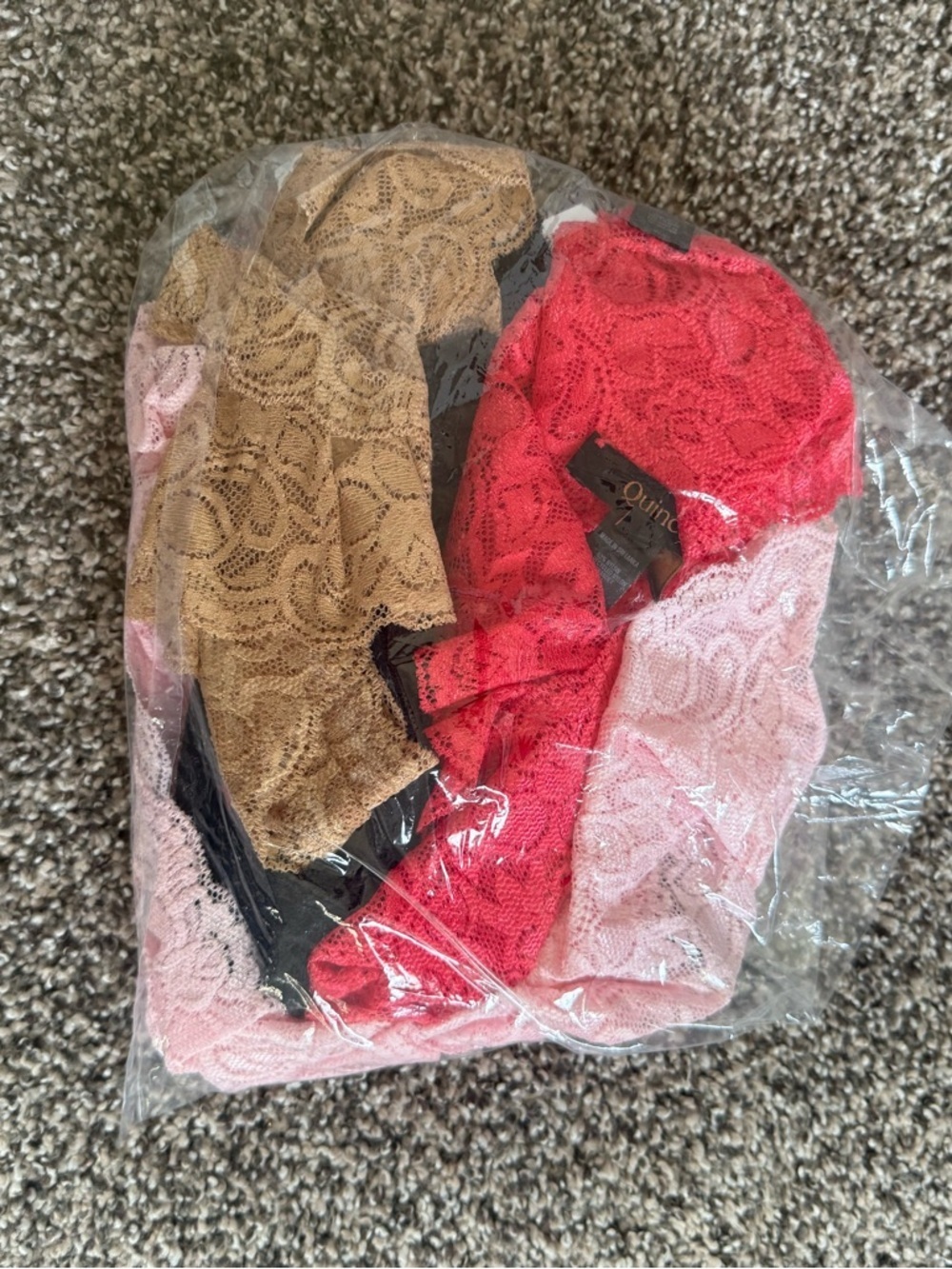 NIB Quince Pack of 6 Stretch Lace Thong Panty Set in Red Pink Tan Black Size M
